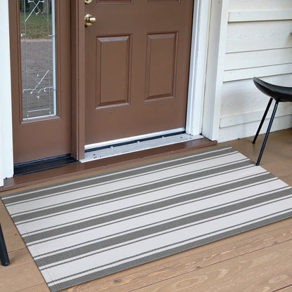 SUNDEREY 2'x3' Small Front Door Mat,2x3ft Washable Outdoor Rugs,Black and White Striped Rug,Farmhouse Front Porch Rug Decor,Cotton Entryway Rug for Porch Patio Home Entrance